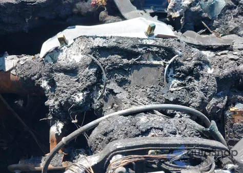 2021 Chevrolet Equinox Awd Lt из США, поврежденный, VIN 2GNAXUEV2M6137621